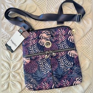 Baggallini purple leaves crossbody purse